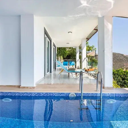 Lejlighed With Private Pool - 3115